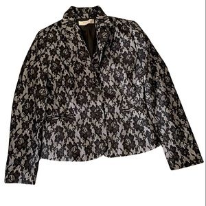 TAHARI Black and White women’s suit jacket/ Blazer